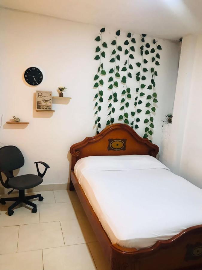 Hostal La 18 Pereira Buitenkant foto