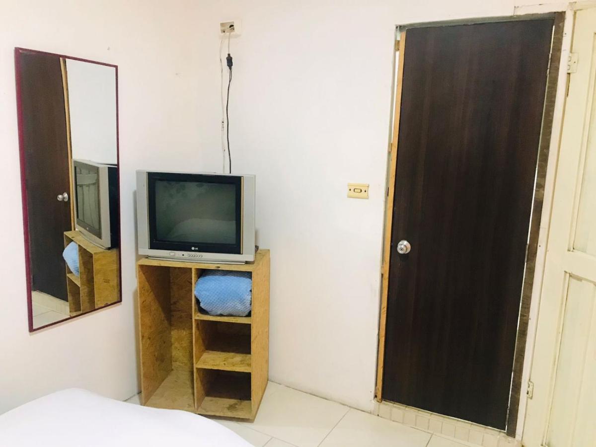 Hostal La 18 Pereira Buitenkant foto