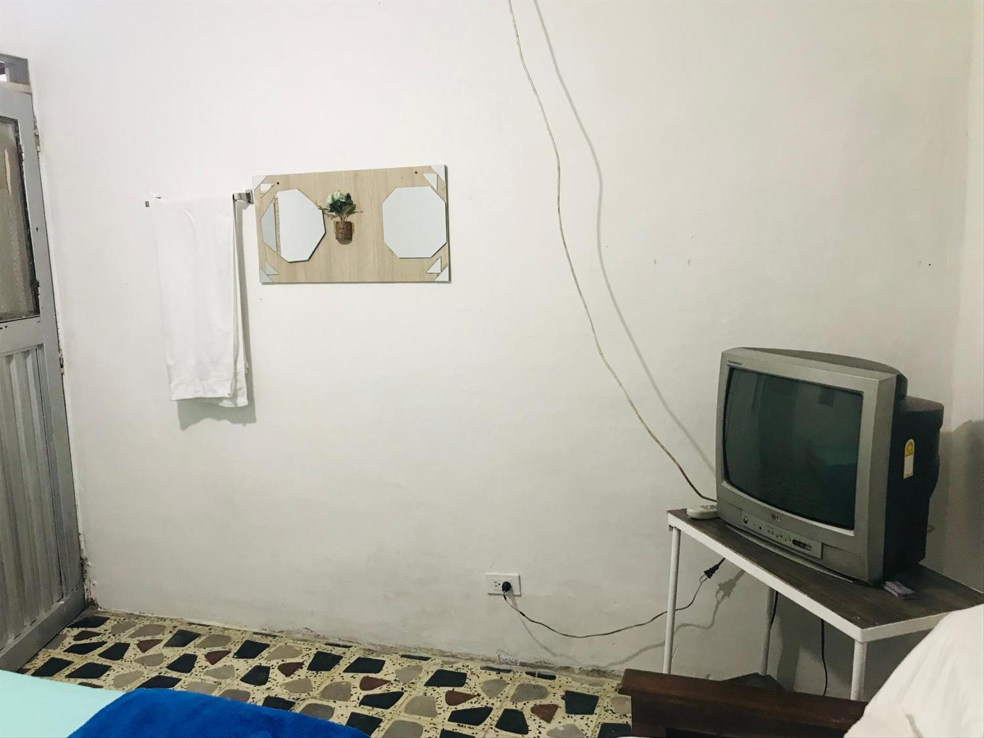 Hostal La 18 Pereira Buitenkant foto